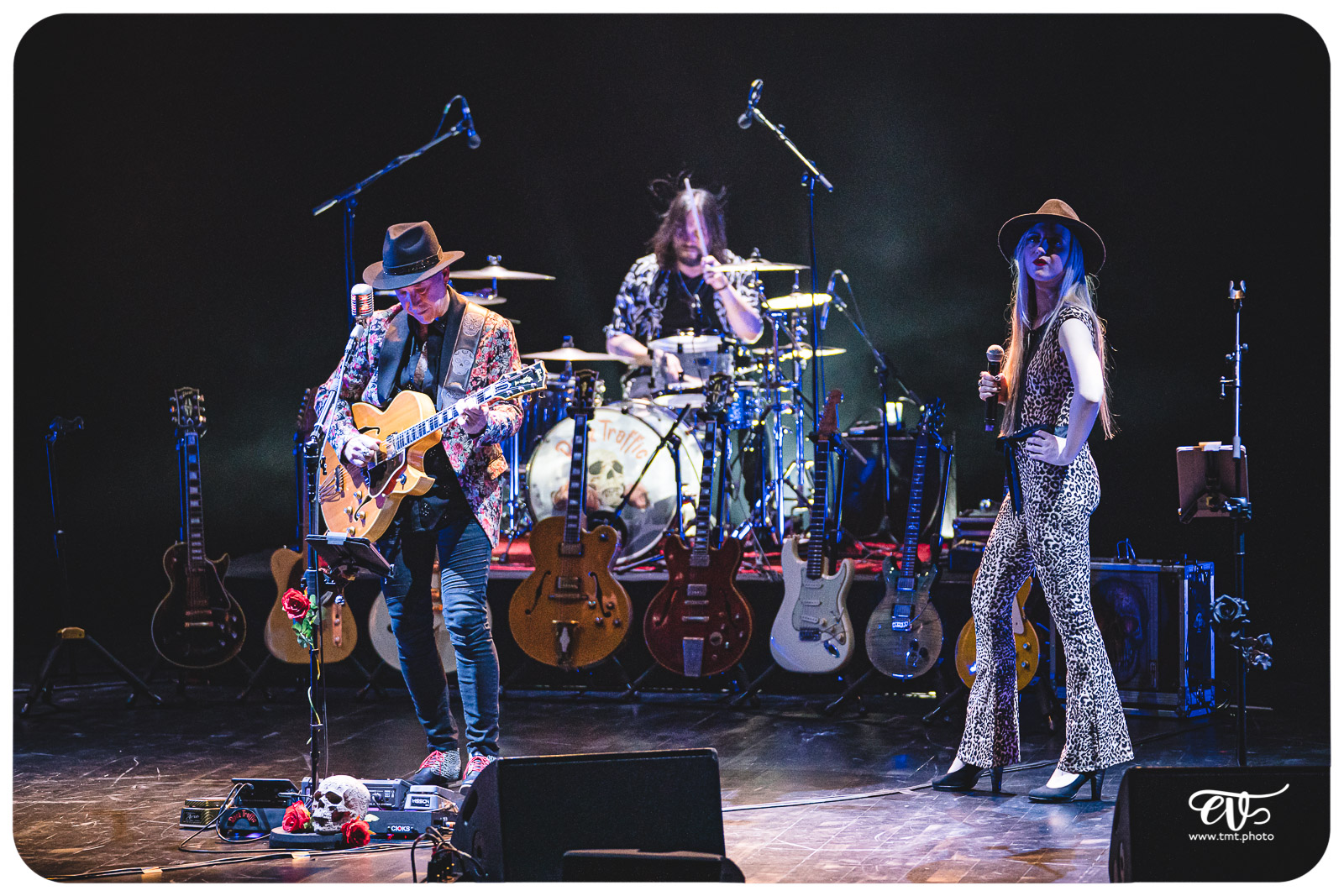 L'HISTOIRE DU ROCK EN 13 GUITARES